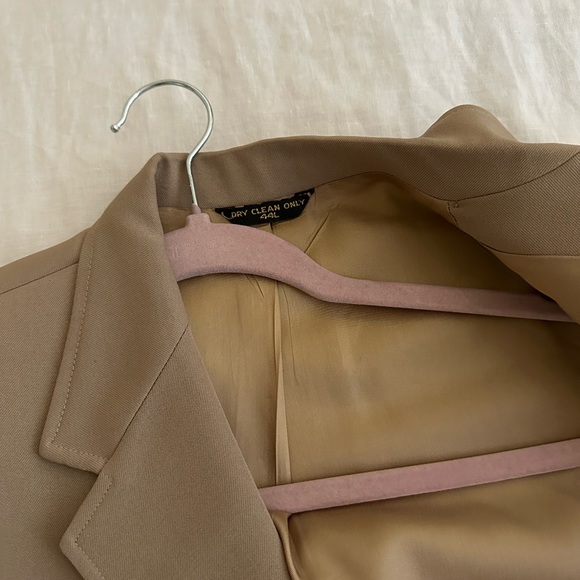 Reworked Cropped Tan Camel Blazer - Picture 2 of 4